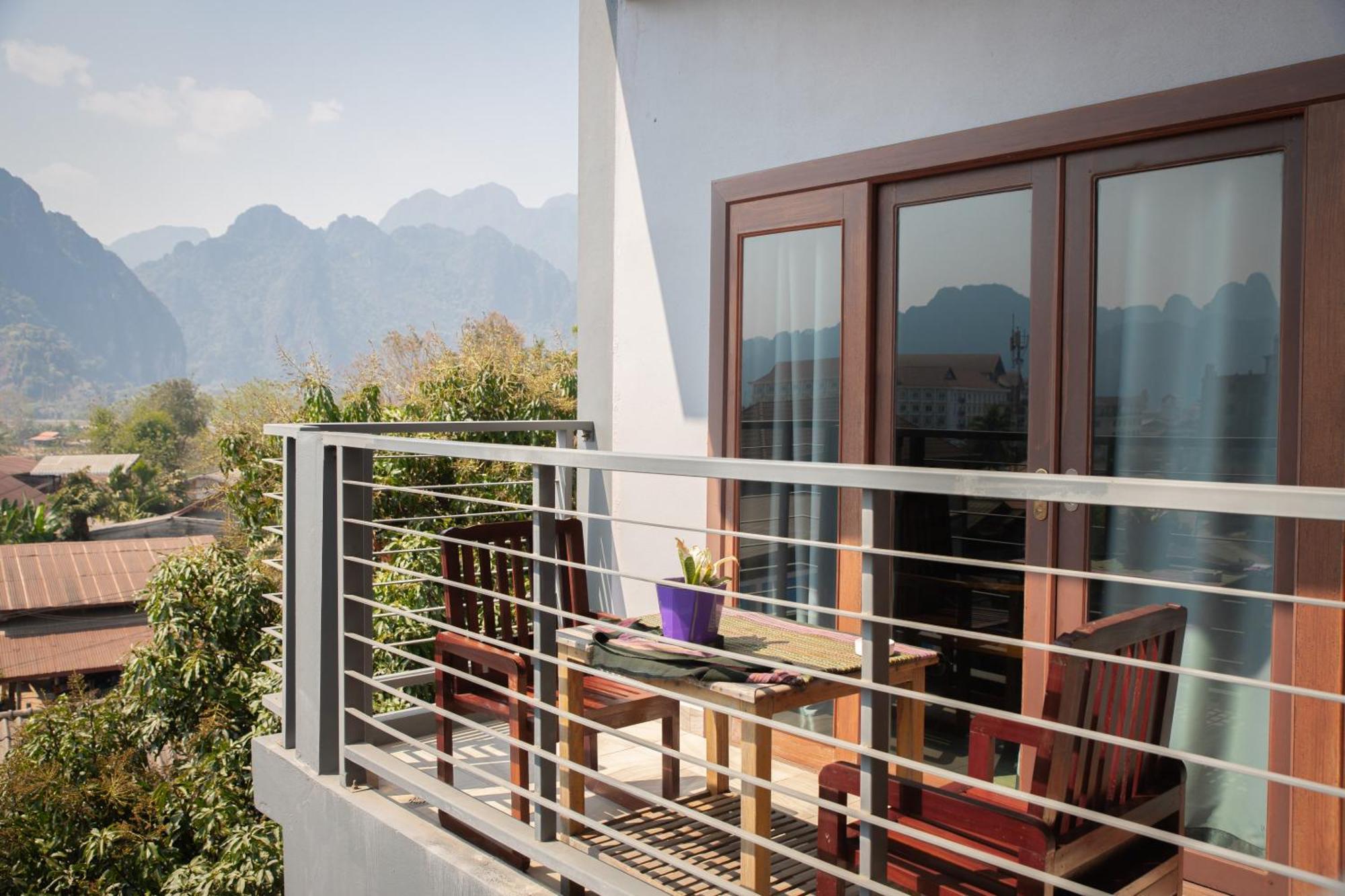 Faraway Suites Vang Vieng Exterior photo