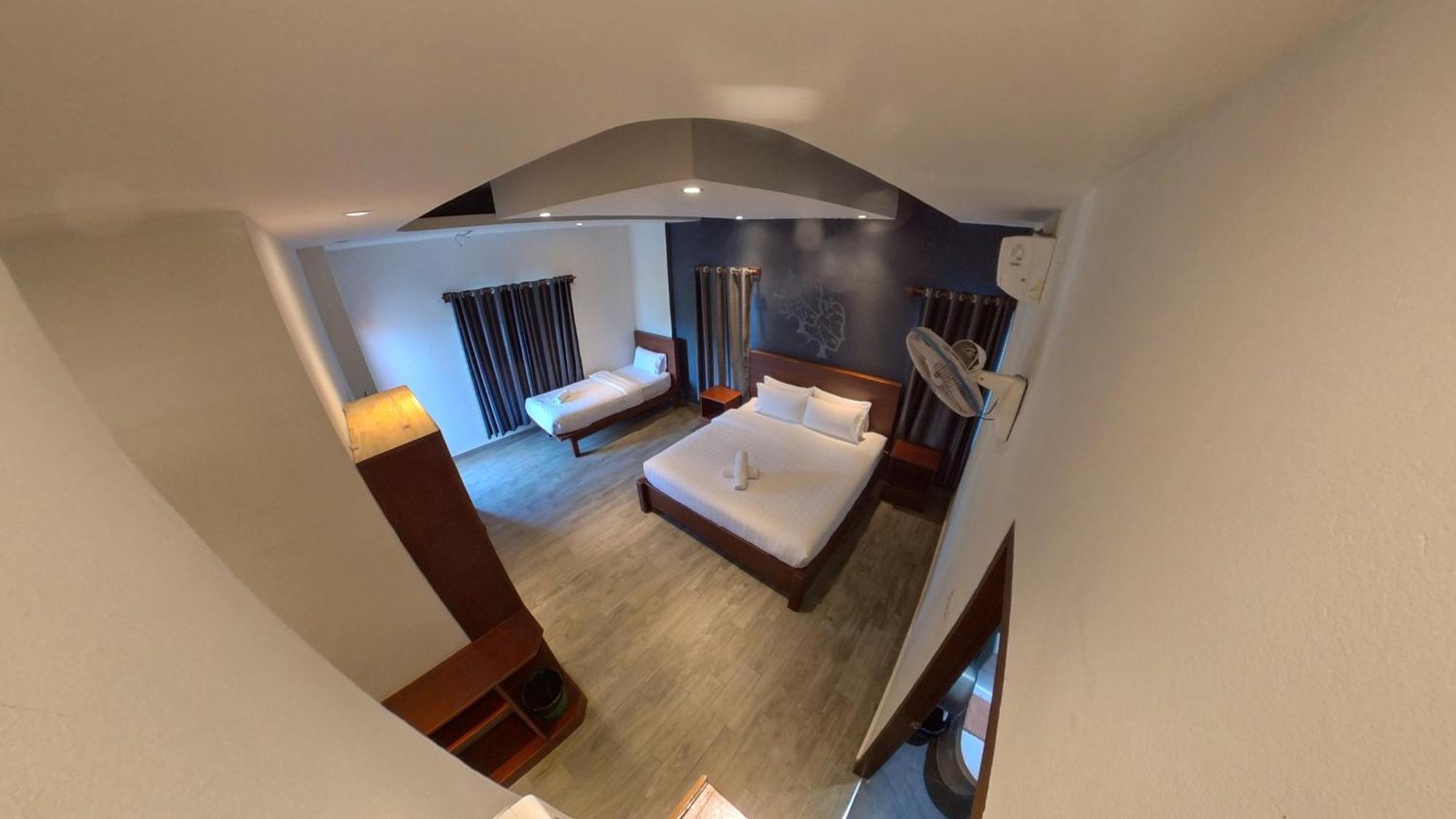 Faraway Suites Vang Vieng Room photo