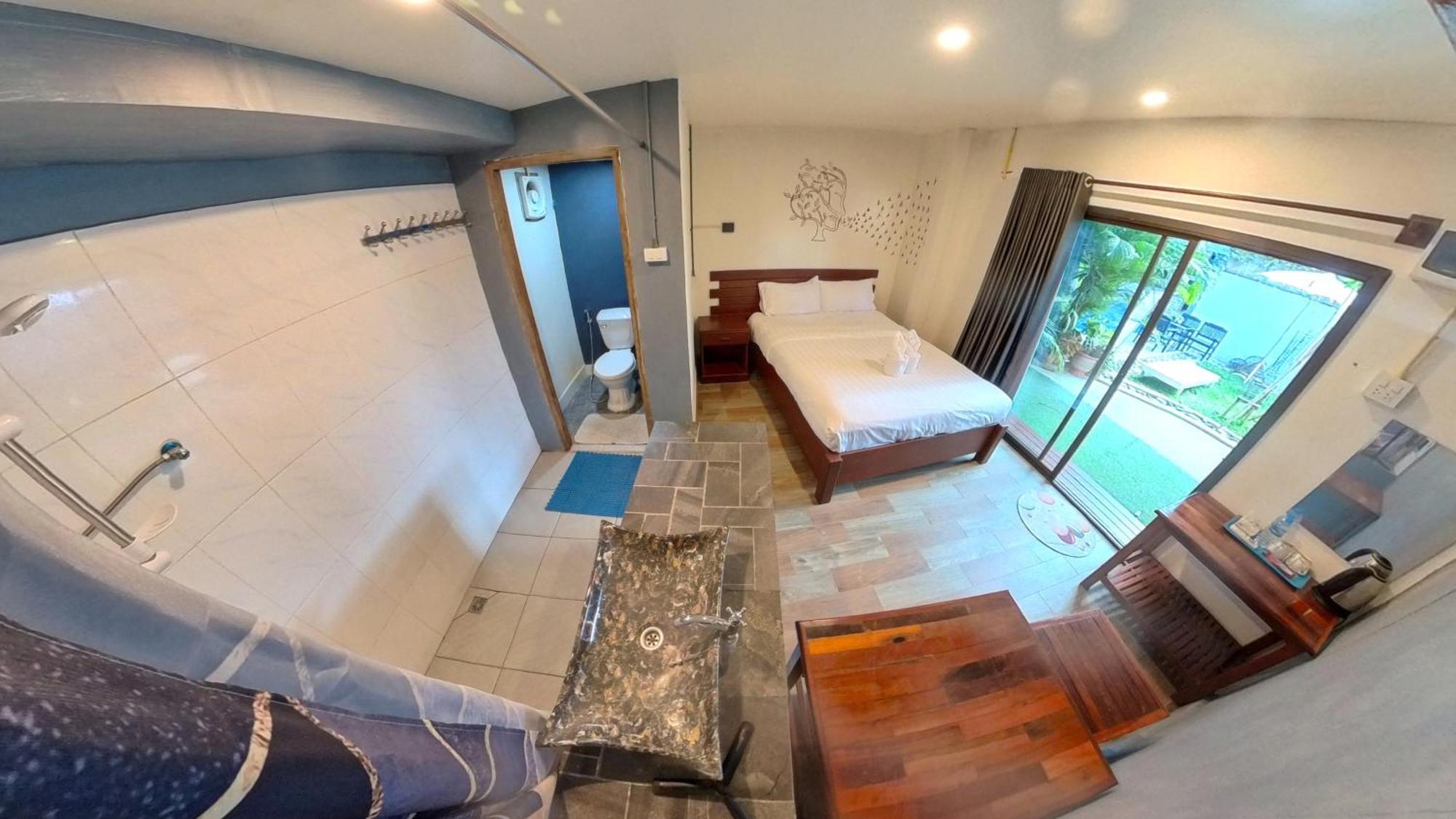 Faraway Suites Vang Vieng Room photo